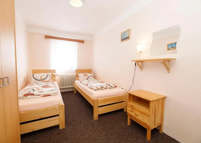 Dvorska Bouda 3* Strážné